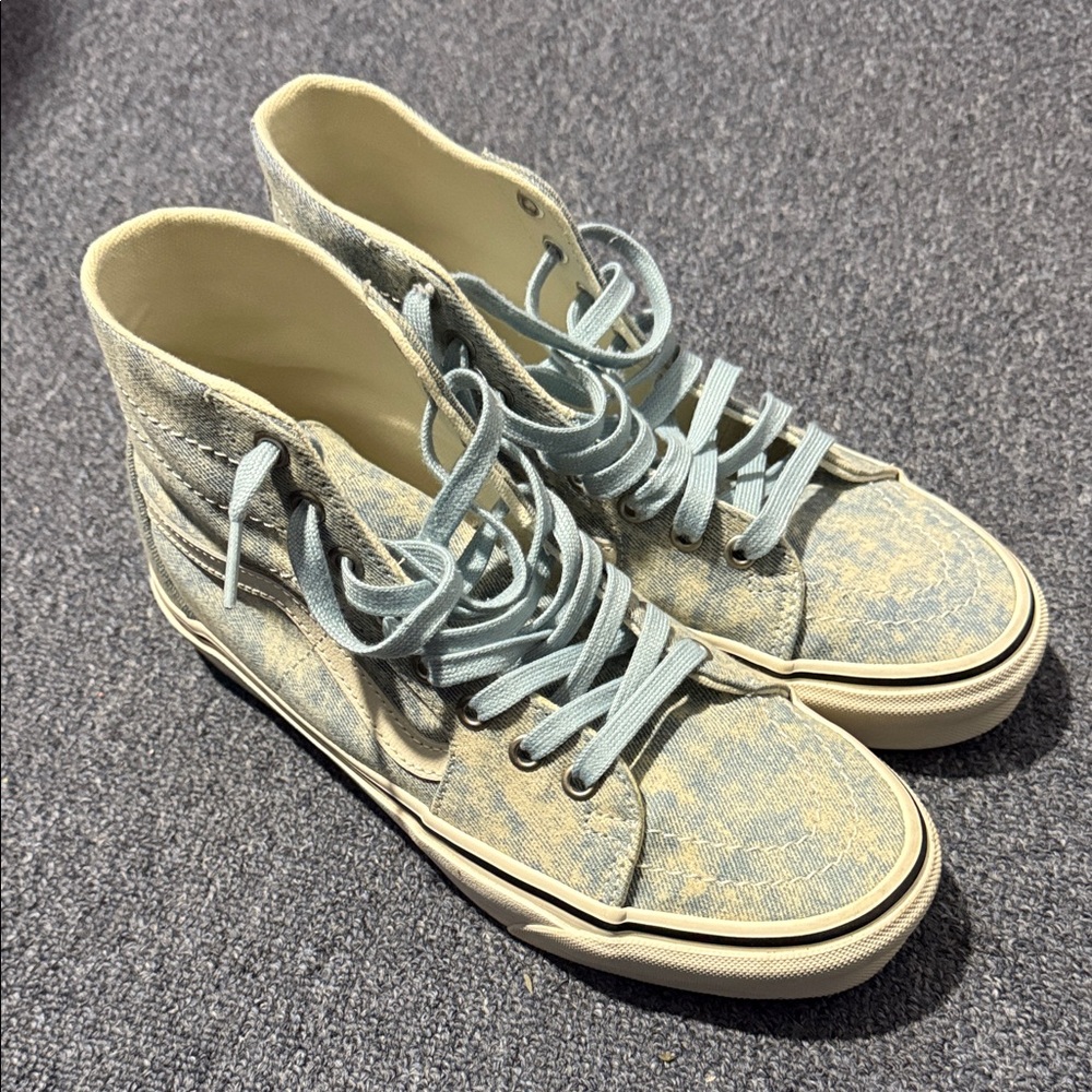 Vans - Picture 4 of 4